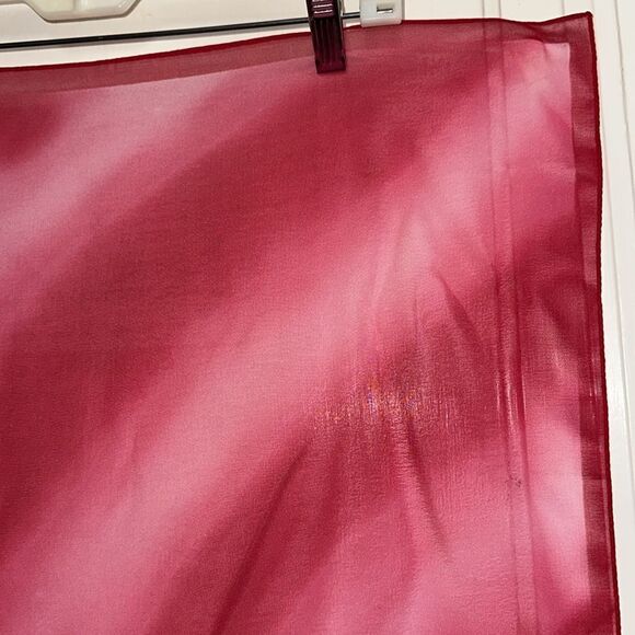Vtg bright pink & light pink diagonal striped chiffon polyester square scarf - Picture 3 of 8